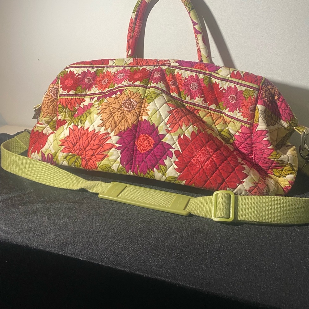 Vera Bradley Multicolor Floral Quilted Travel Bag - Picture 2 of 4
